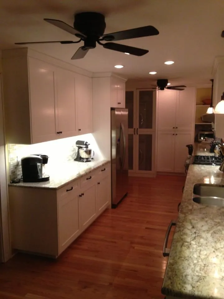 Professional electrician providing electrical repair in St. Petersburg, FL - Everingham Elecrtic