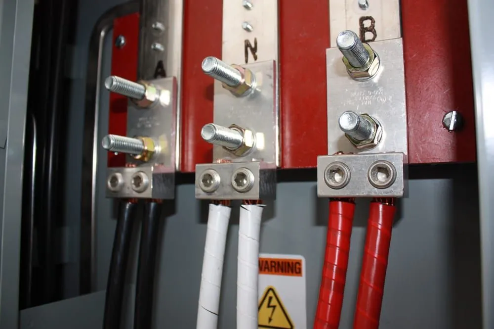 Affordable electrician providing emergency electrical service in St. Petersburg, FL - Everingham Elecrtic