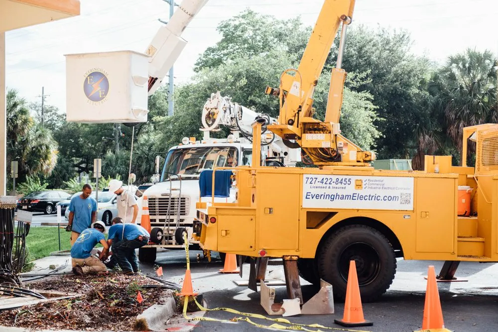 Trusted electrician providing electrical repair in St. Petersburg, FL - Everingham Elecrtic