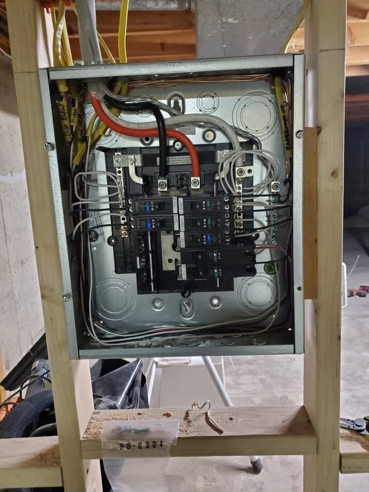 Certified emergency electrical service experts serving , - Everlast Electric