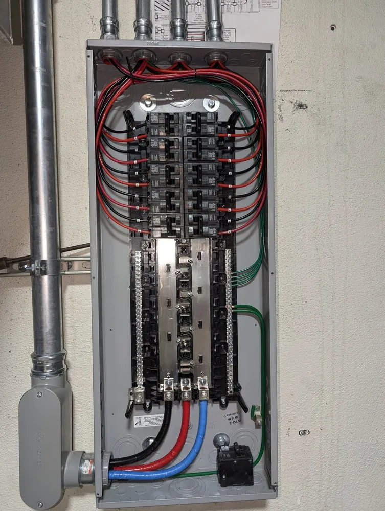 Slide of Everlast Electrical Solutions