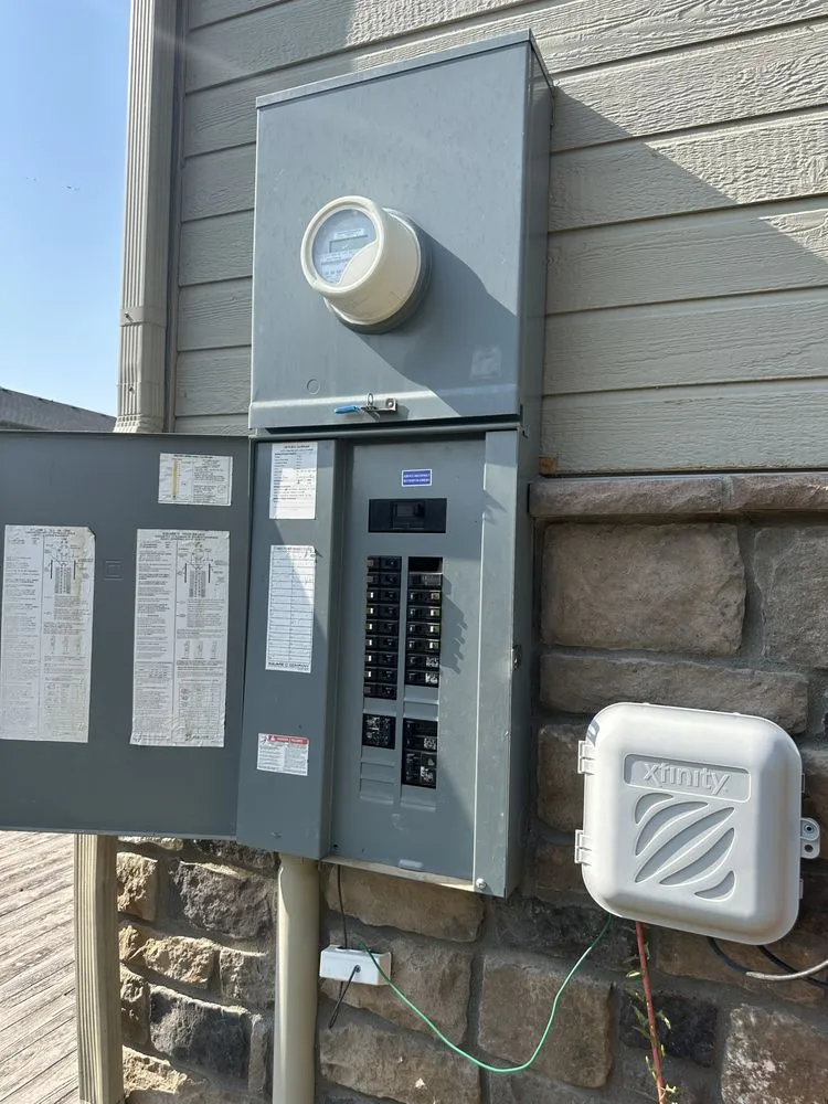 Slide of Everleaf Electrical