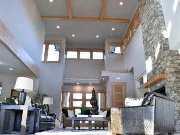 Slide of Everlight Electric