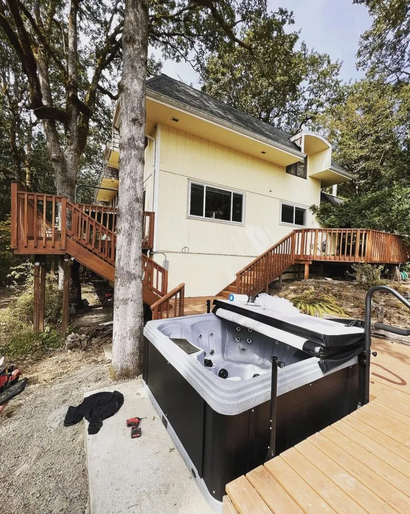 Slide of Everlit Electric