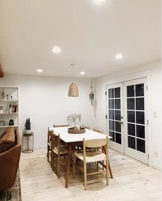 Everlit Electric Logo