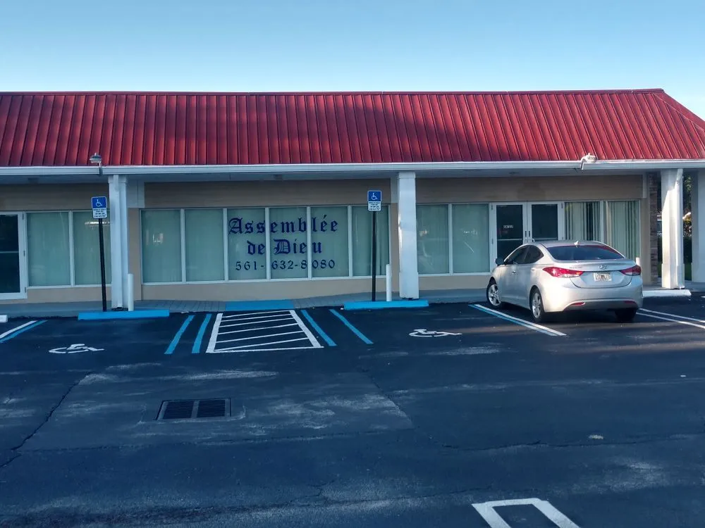 Slide of Everton Electric