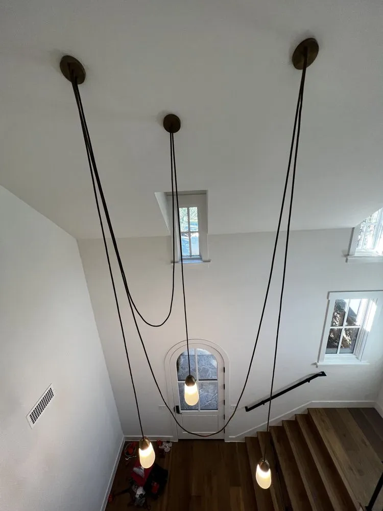 Slide of Eves Electric