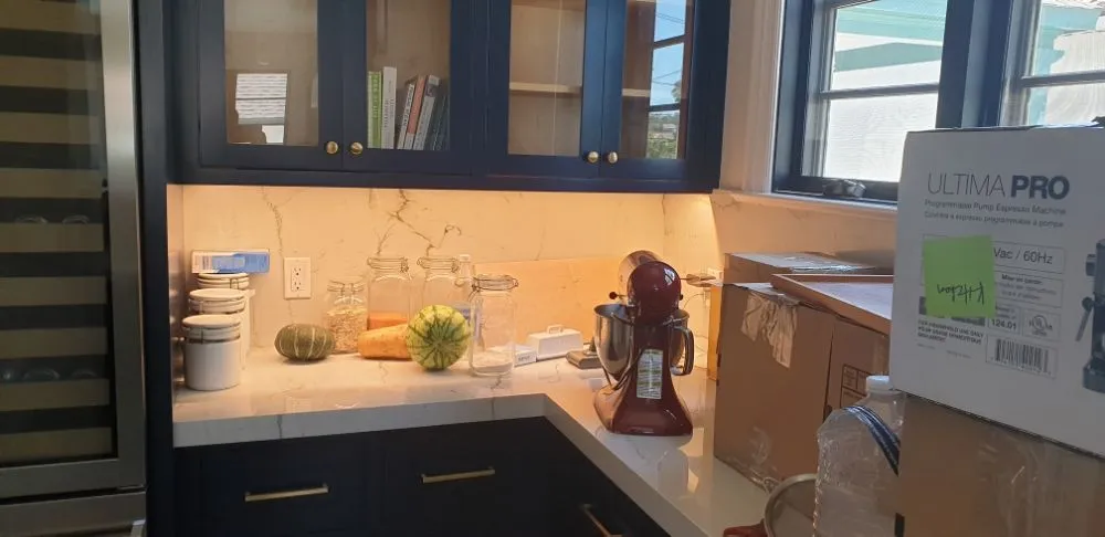 Slide of Evo Electric