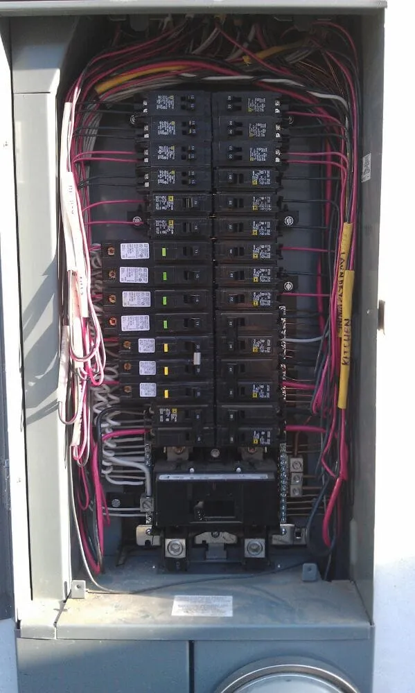 Slide of Evolution Electric & Solar