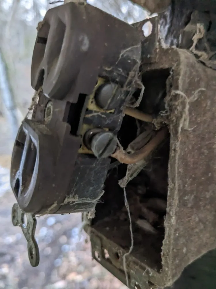 Slide of Evolution Electric