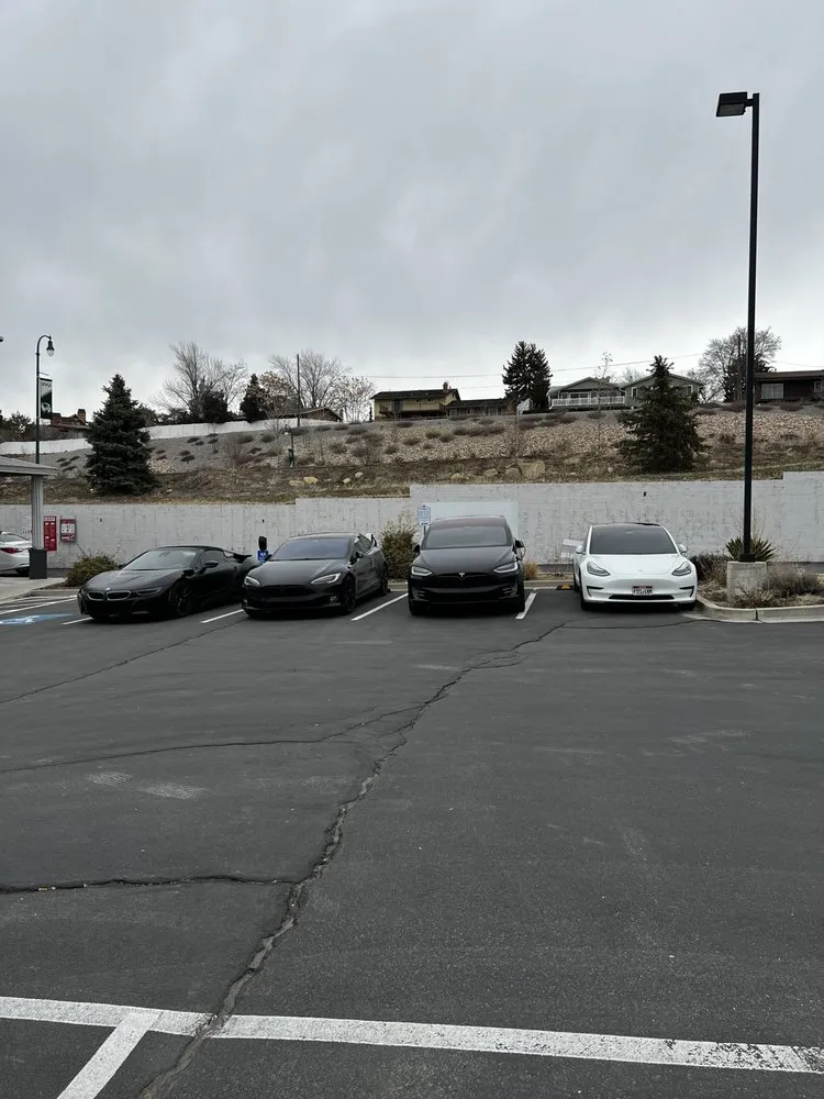 Slide of Evolve Electric