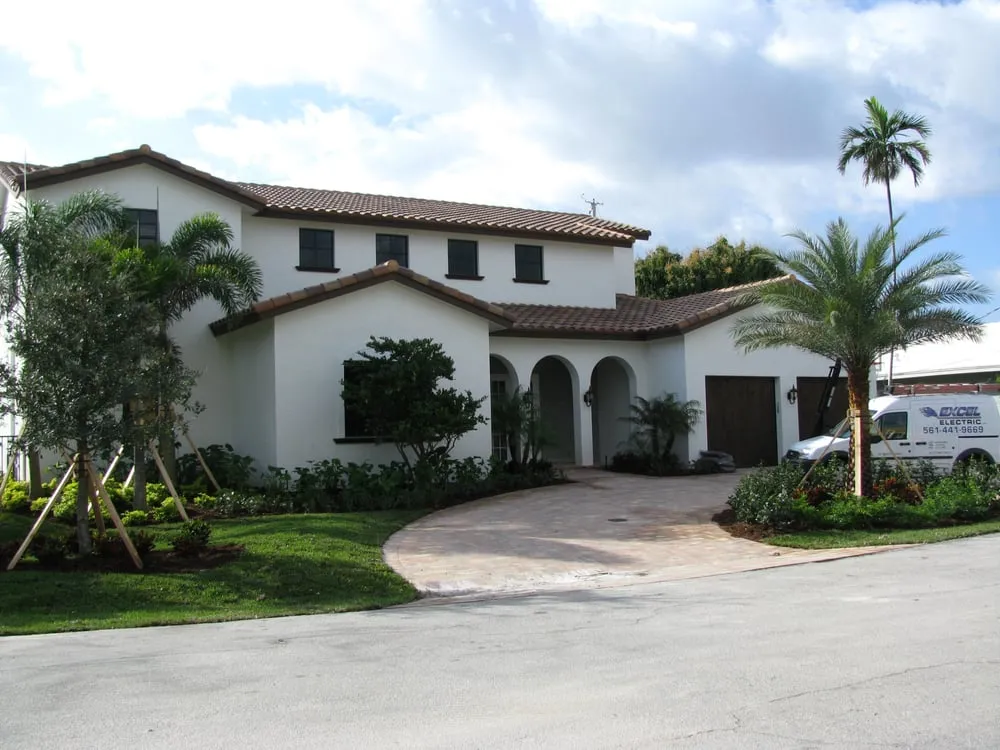 Expert electrician providing outlet and switch repair in Port St. Lucie, FL - Excel Electric