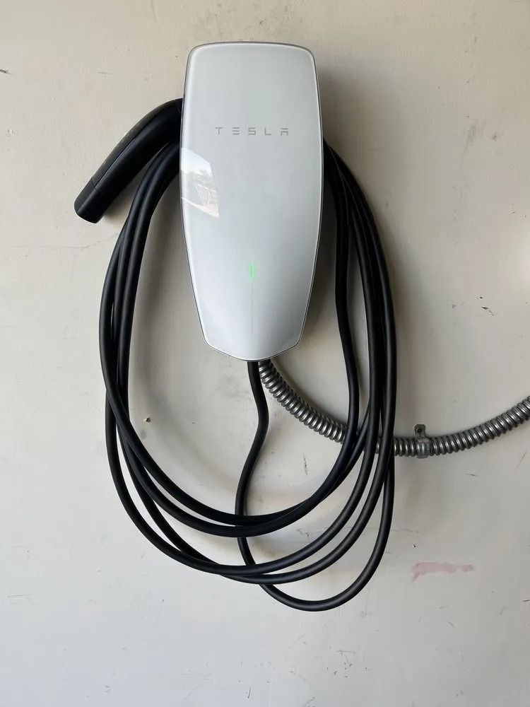 Slide of Excellence Electric