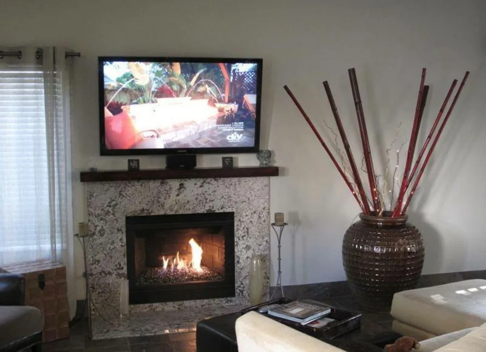 Licensed outlet and switch repair experts serving ,  - Excellent Electrical Contractors