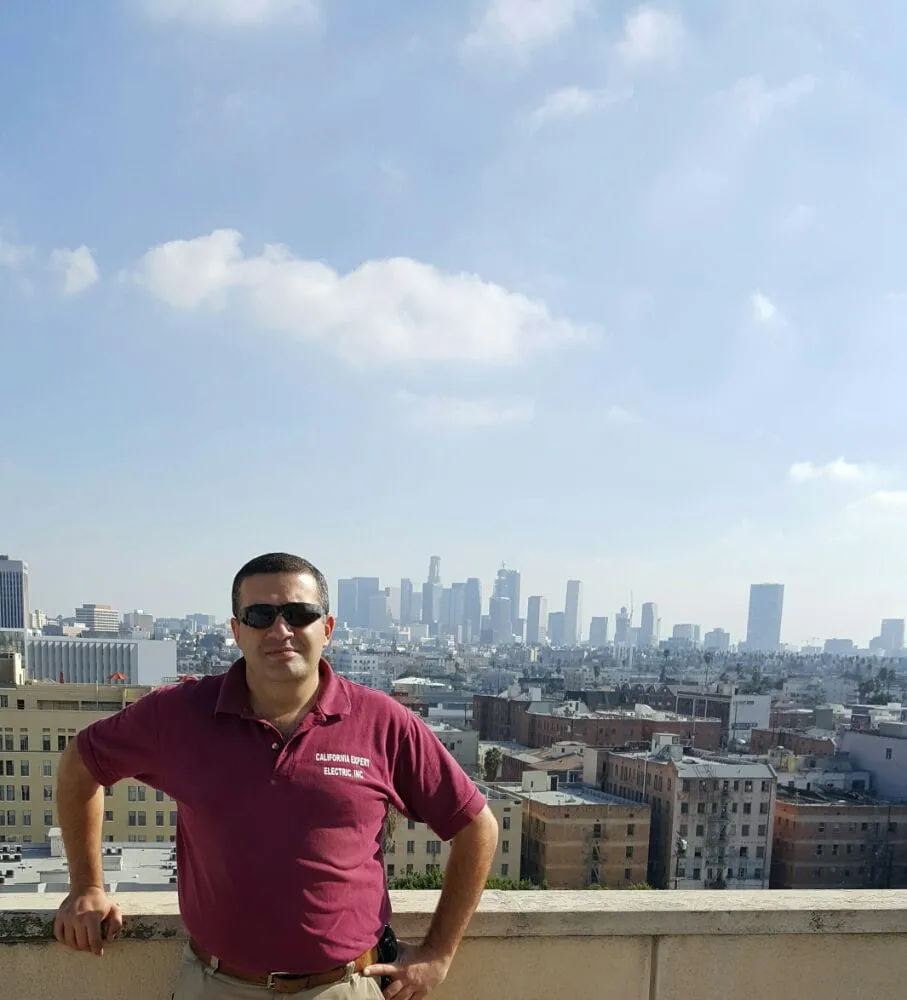 Slide of Expert Electric Group, Inc.