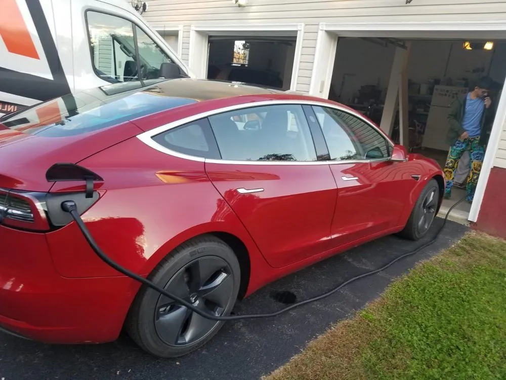 Slide of Expert Electrical Solutions