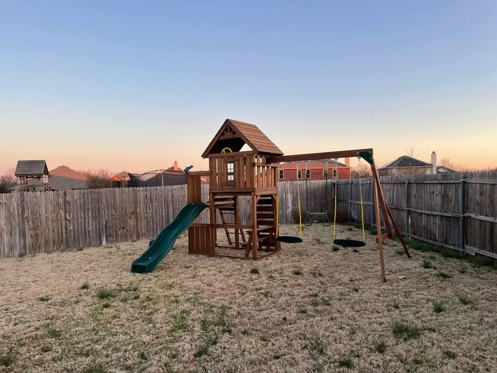 Affordable electrician providing circuit breaker repair in , 