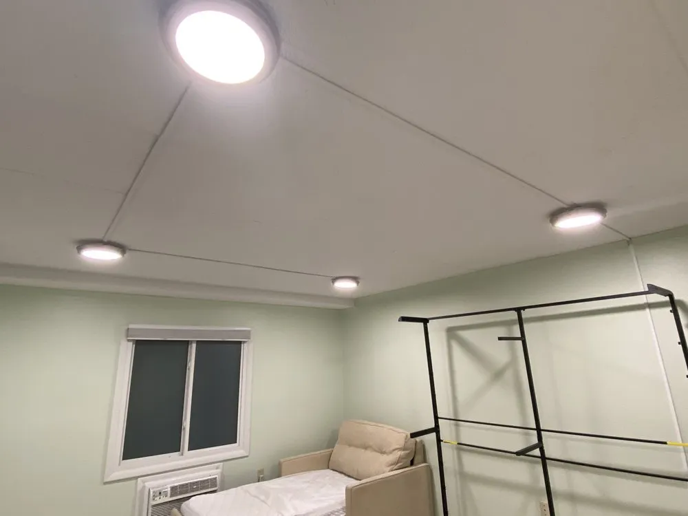 Slide of Expert Wire