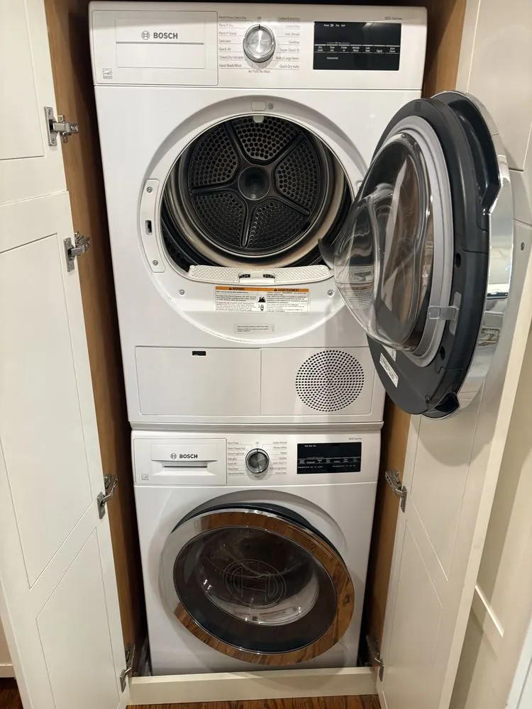 Affordable electrician providing panel upgrade in ,