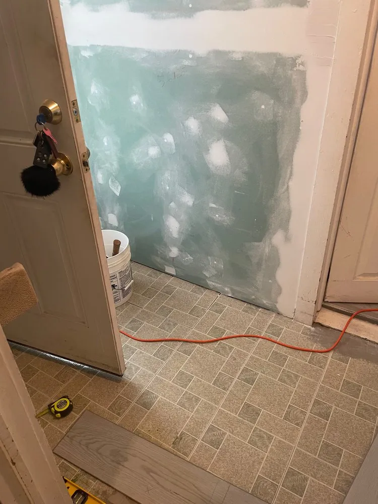 Slide of Explore Electric