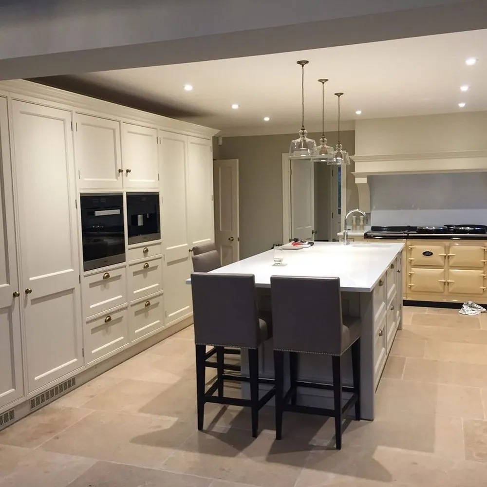 Slide of Export Master Electrician