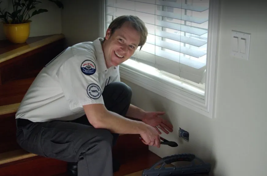 Expert outlet and switch repair in , by Express Electrical Services