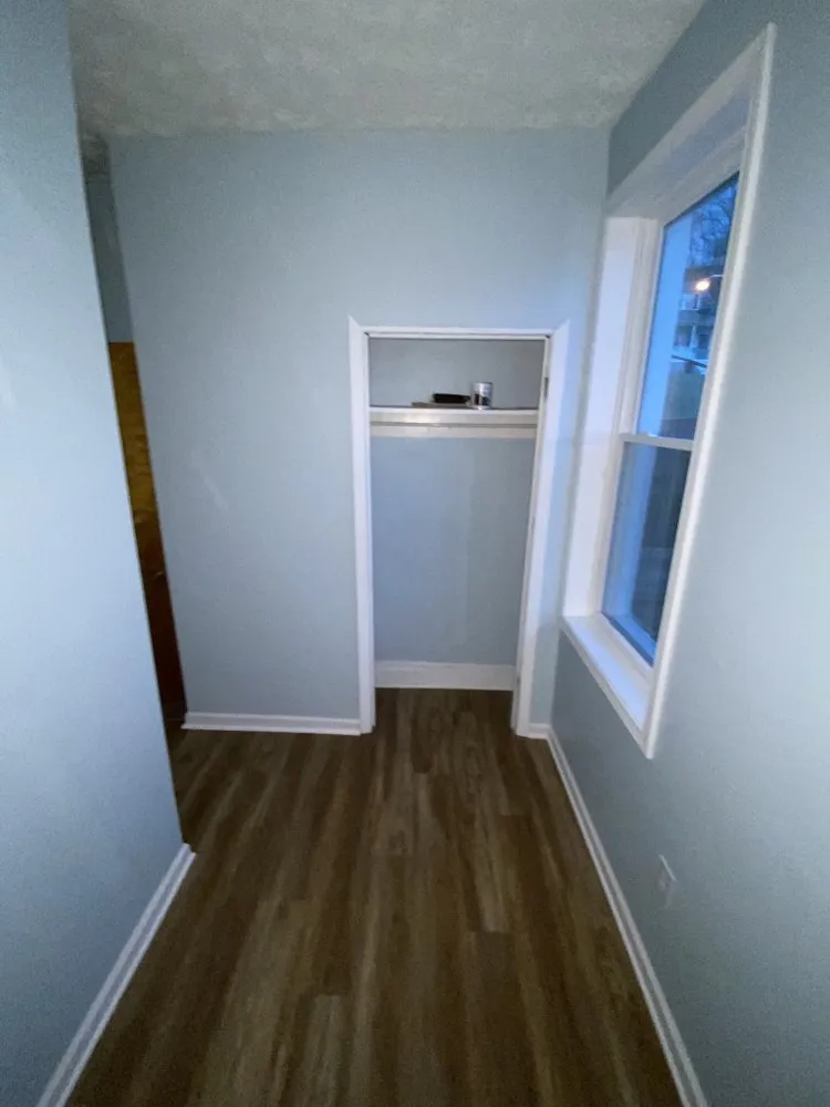 Slide of Express Flooring Services