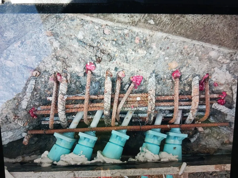 Slide of Extra Mile Maintenance and Cable Repair