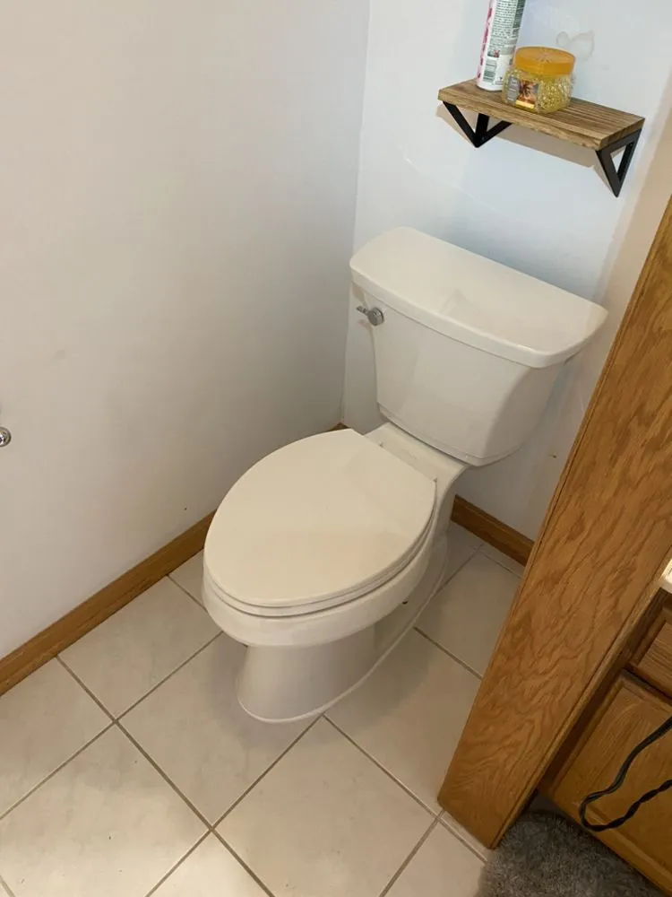 Reliable electrician providing circuit breaker repair in , 