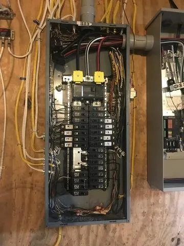 Emergency emergency electrical service in , by ExtraHand Construction