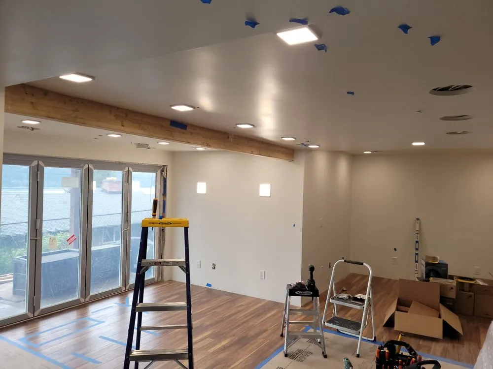 Slide of Extreme Handyman