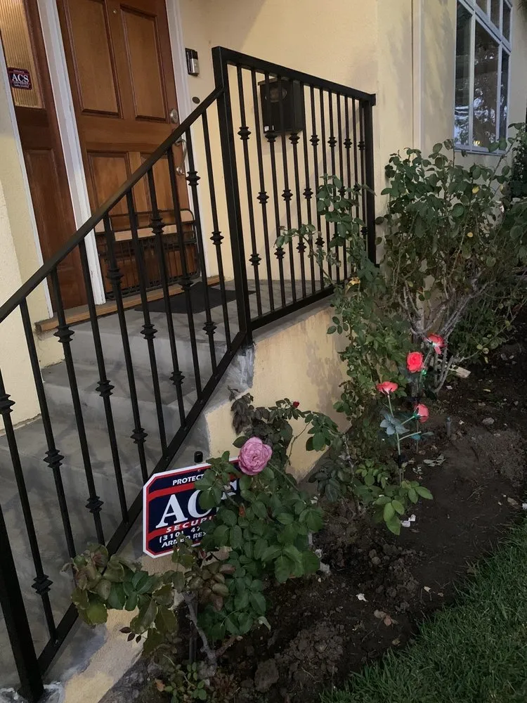 Slide of Eyo’s Handyman