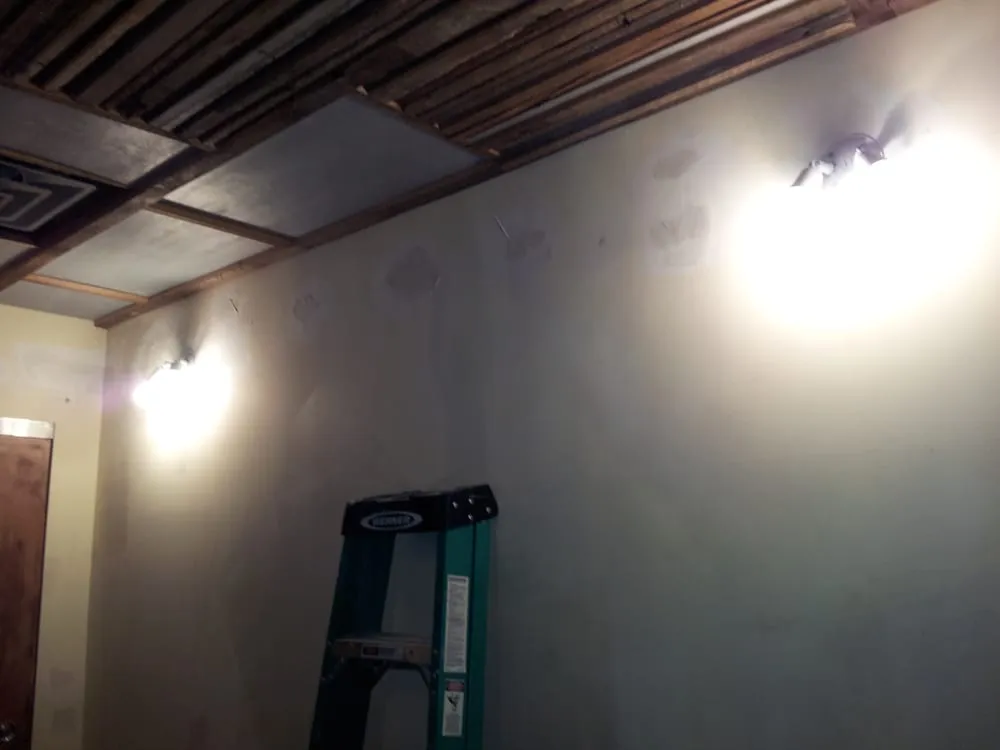 Slide of EZ Does It Home Improvements