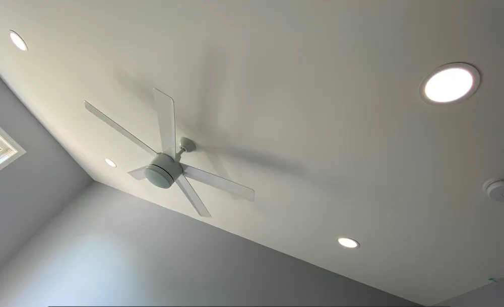 Slide of Ez Electric