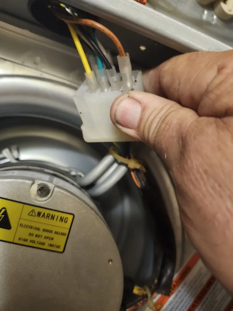 Certified circuit breaker repair in Maurepas, LA by EZ Property Maintenance