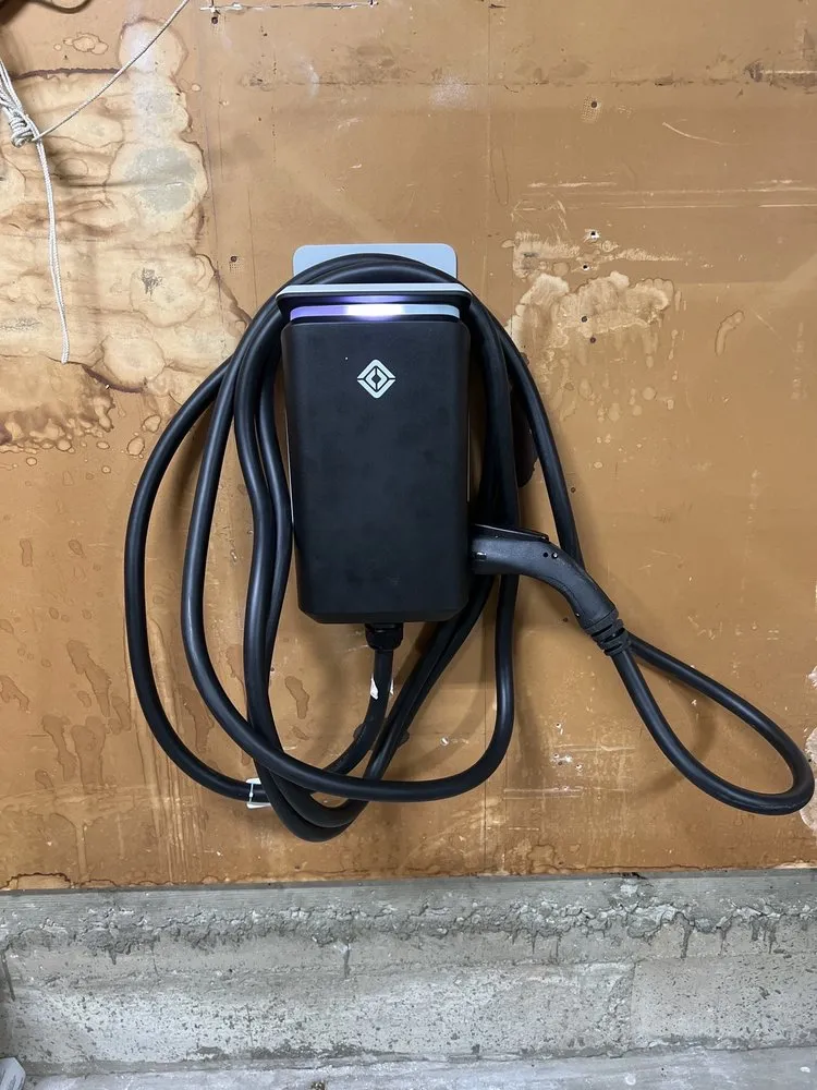 Slide of EZ Solutions