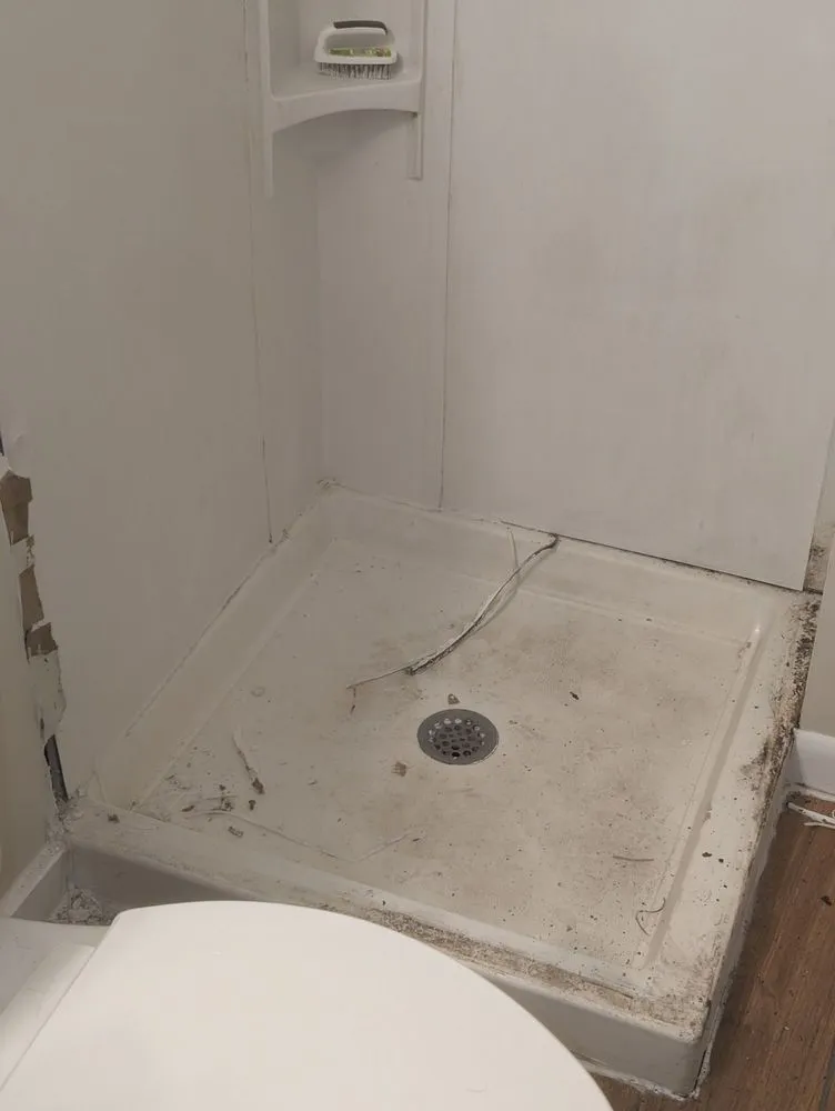 Slide of F & F Home Improvement