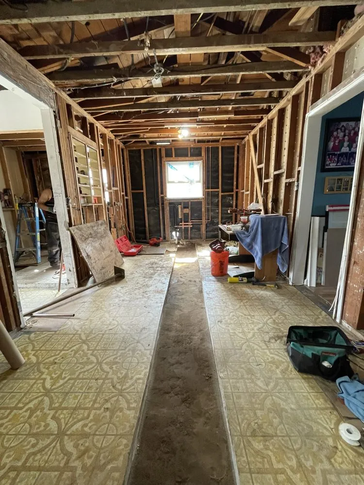 Slide of Fabio Construction