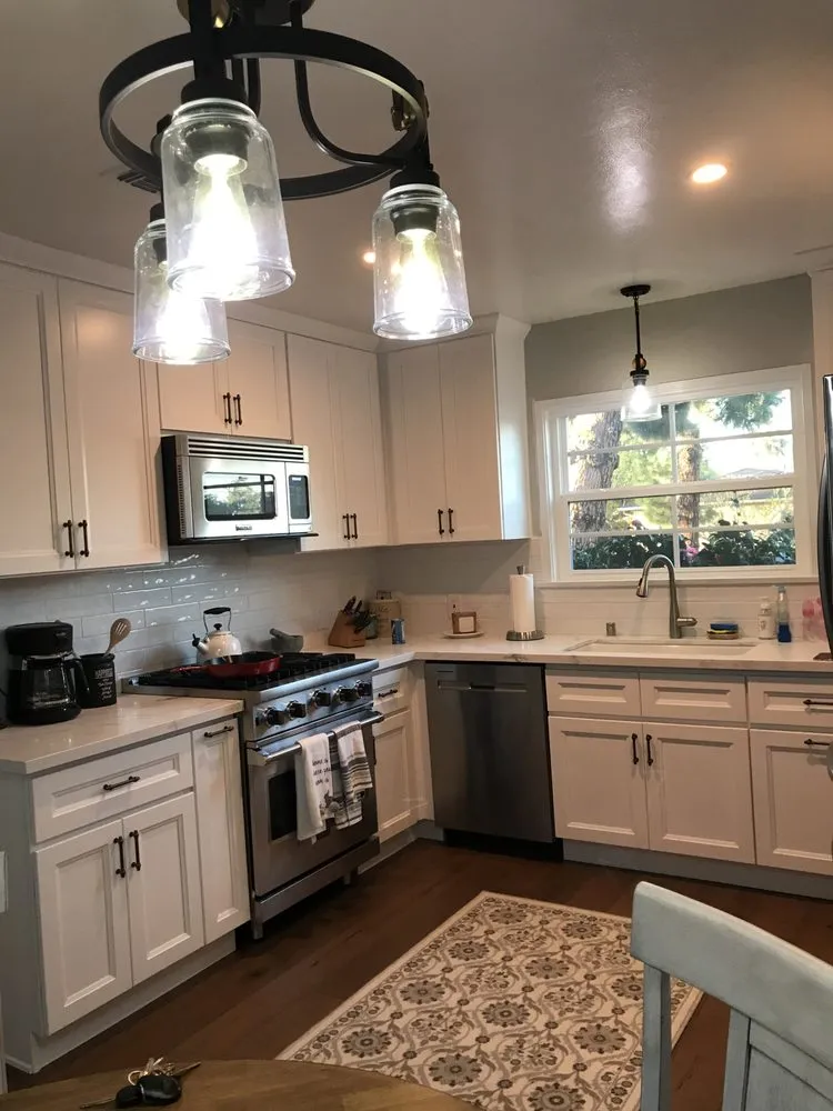 Professional outlet and switch repair in ,  by Fabio Construction