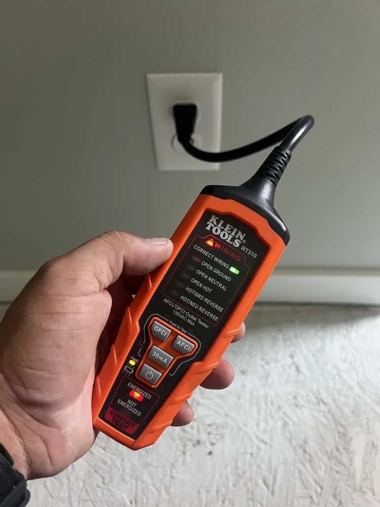 Slide of Fair & Square Electrical