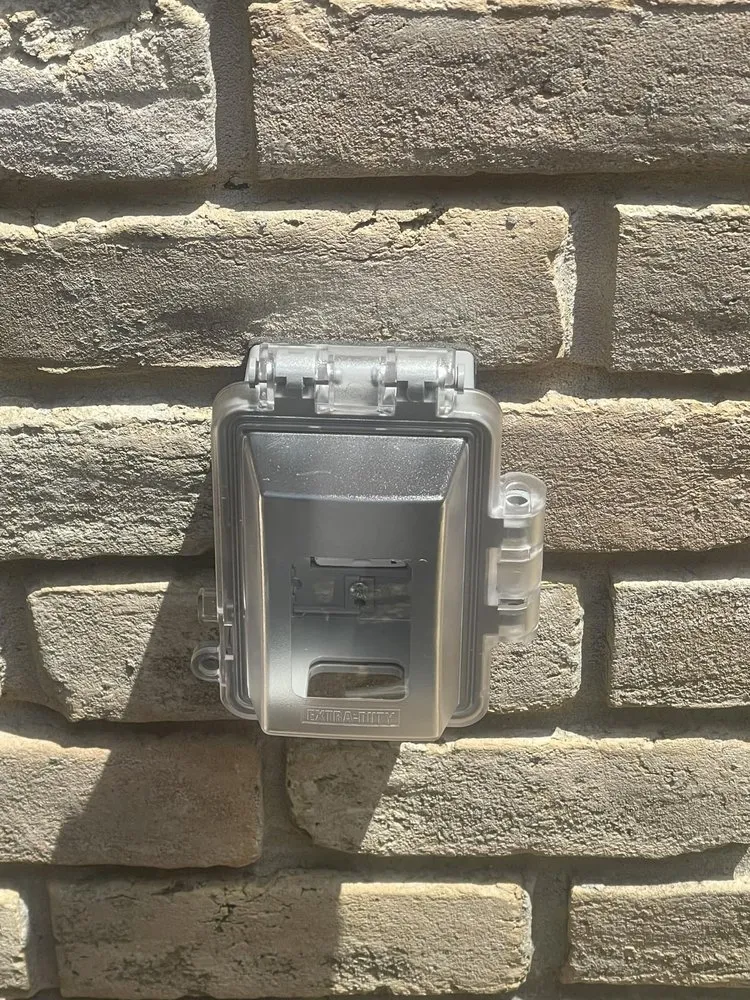 Slide of Fairfax Emergency Electrician