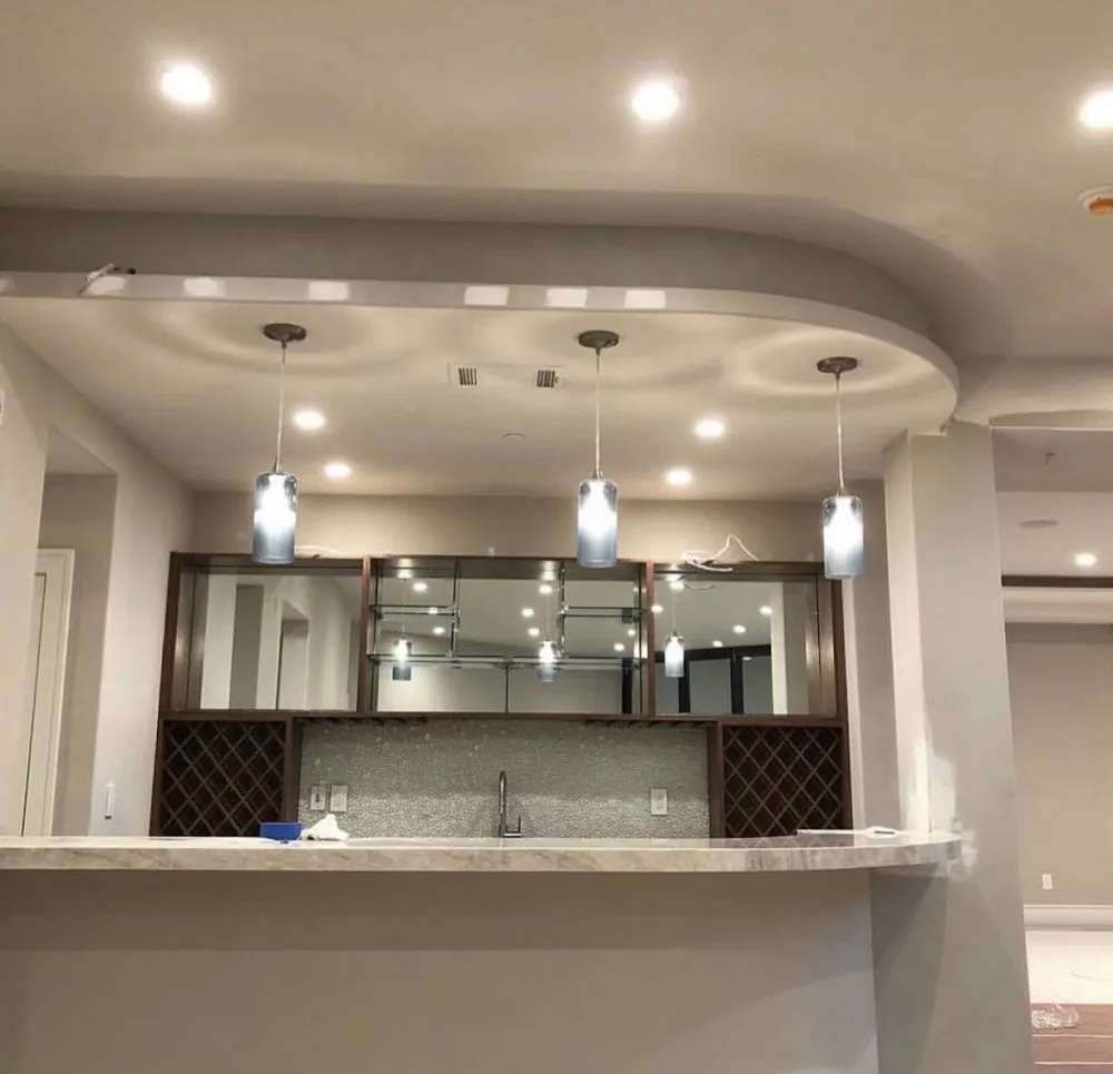 Professional electrician providing circuit breaker repair in San Fernando Valley, CA - FAM Electric