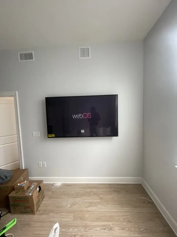 Slide of Fameus Mounting Installation