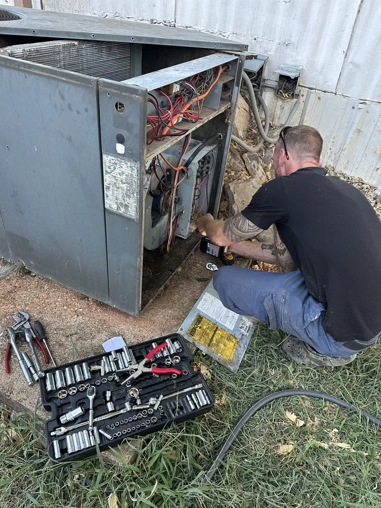 Certified electrician providing electrical repair in Brazos Bend, TX - Family first handyman services