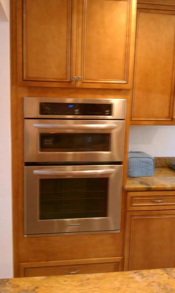 Slide of Fampeca Electric