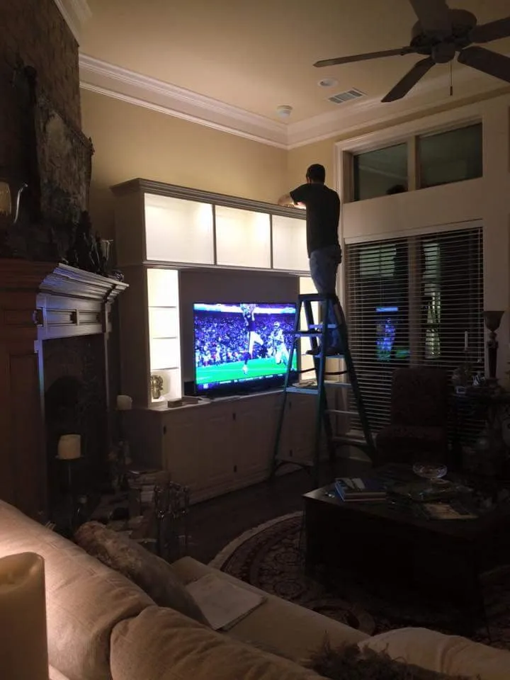 Licensed electrician providing lighting installation in Flint, TX - Fan and Fixture Solutions