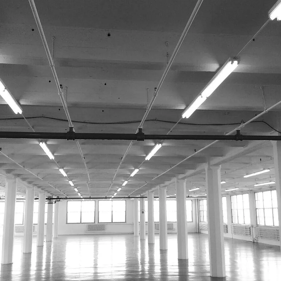 Slide of Fantastic Electrician