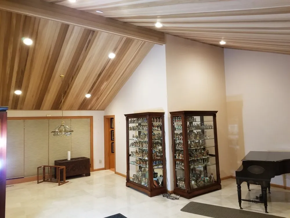 Slide of Faraday Electric