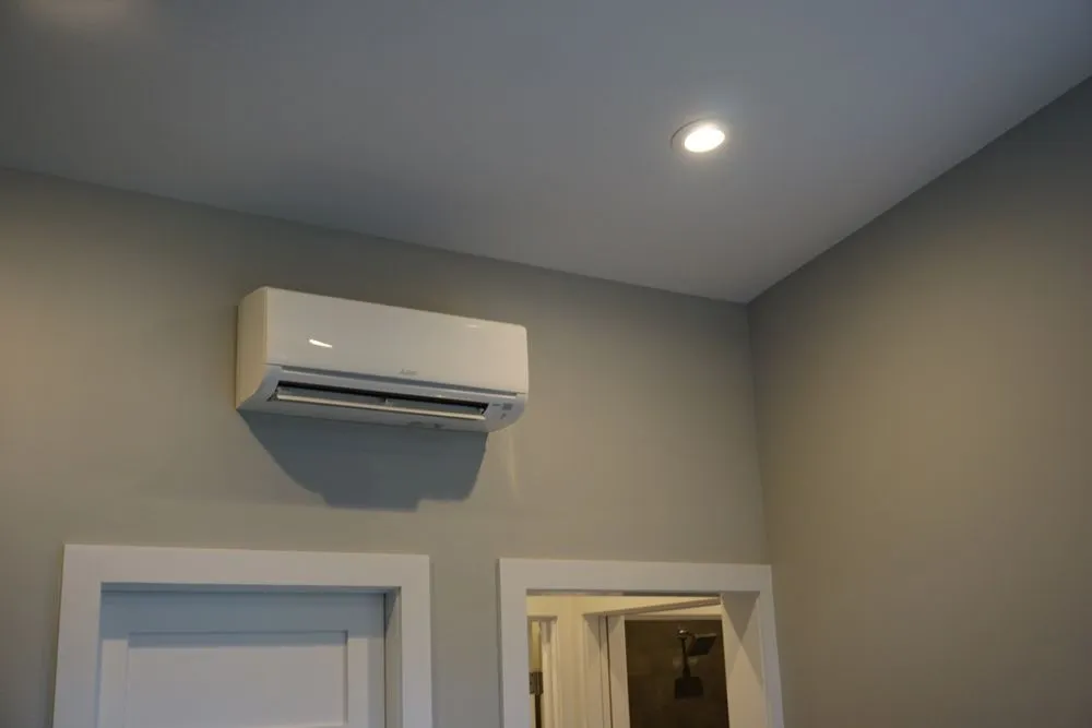 Slide of Faraday Electric