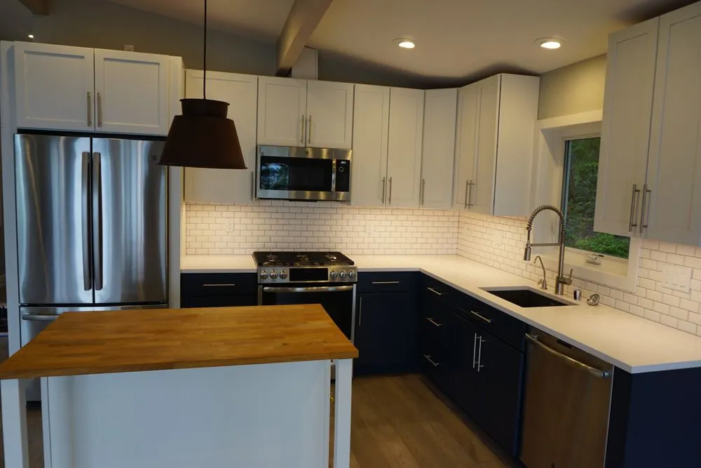 Slide of Faraday Electric